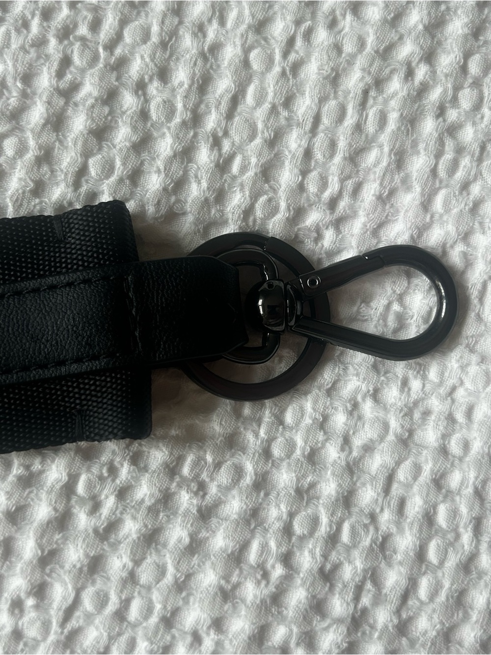 Lululemon Never Lost Keychain - Picture 3 of 7